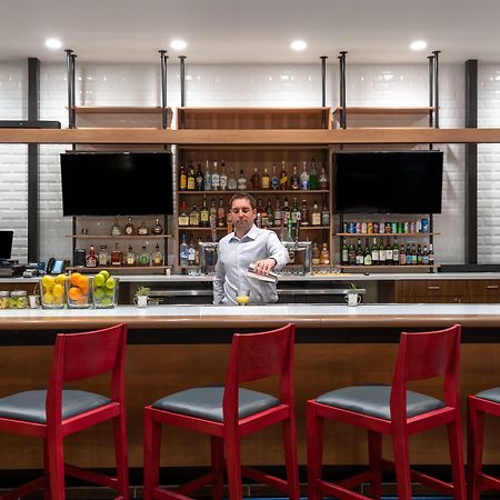 Holiday Inn Denver East By Ihg Εξωτερικό φωτογραφία